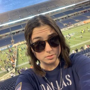 Meet your Posher, Madison